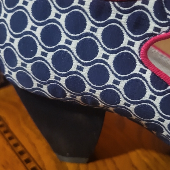 Ruby Shoo Mary Jane Bow Heels With Great Navy & White Pattern Size 6 - Picture 6 of 9